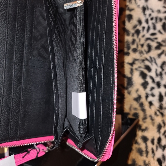 Steve Madden Wallet - Picture 6 of 11